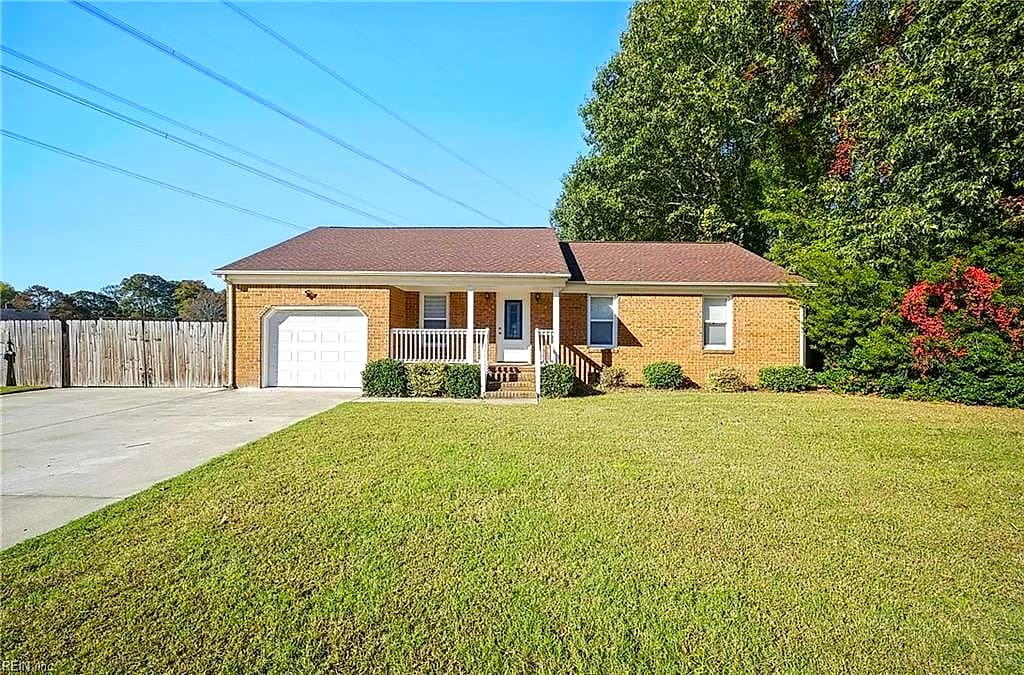 700 Gladesdale DR, CHESAPEAKE VA 23322 - Photo 3