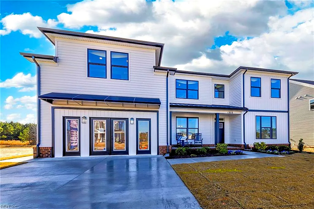 1322 Sebastian CT, CHESAPEAKE VA 23322