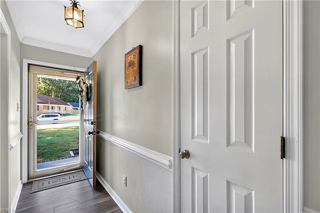 405 Bridle CT, CHESAPEAKE VA 23323 - Photo 5
